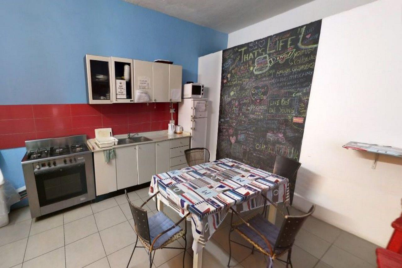 Metropole Budget Hostel Saint Julian's 外观 照片