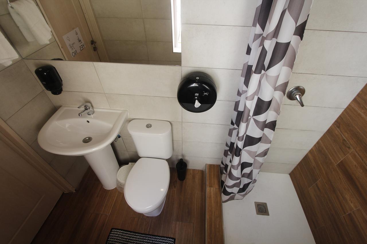 Metropole Budget Hostel Saint Julian's 外观 照片