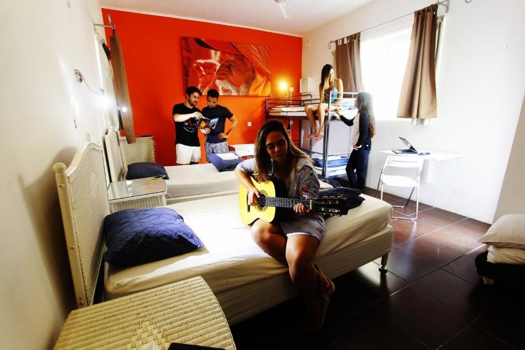Metropole Budget Hostel Saint Julian's 外观 照片